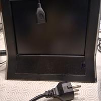 cornice digitale con telecomando e cavo USB 