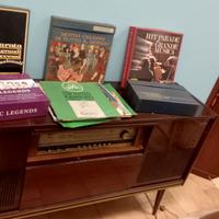Mobile vintage Grundig giradischi stereo e vinili