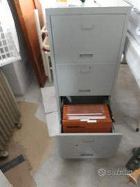 Schedario a Cassetti con porta fascicoli