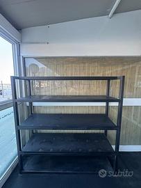 Rastrelliera in acciaio