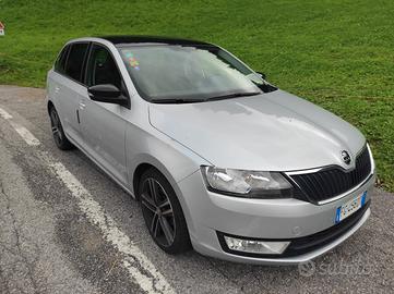 Skoda rapid space back 