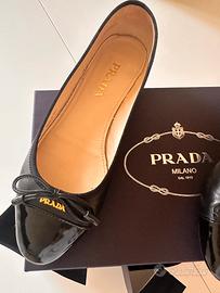 Paperine Prada