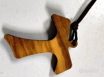 Croci Tau con cordino