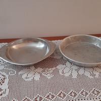 2 ciotole: acciaio diam 22 cm e alluminio diam 24