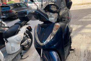 Honda SH 300 blu