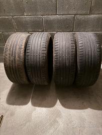 Gomme 215/50 R18 92V
