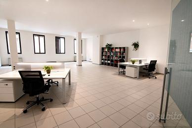 Luminoso ufficio in centro storico non arredato