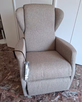 POLTRONA Elevabile MORETTI NINFEA PO401T + access.
