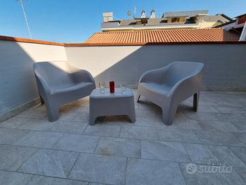 Bilo con bel terrazzo, 200 mt mare:5 settem