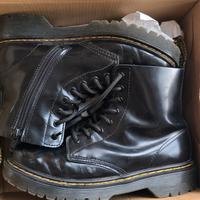 scarpe dr martens  