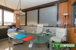 Ufficio a Verona Via Zancle 4 locali