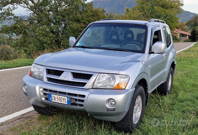 Mitsubishi Pajero 3.2 DID MOLTO BELLO pelle