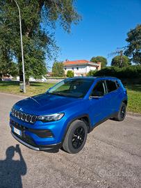 Jeep Compass 4xe full hybrid plug-in