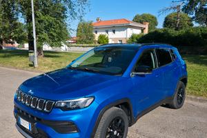 Jeep Compass 4xe full hybrid plug-in