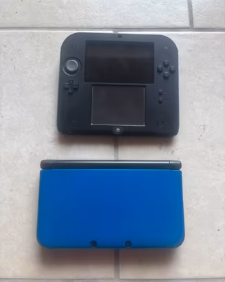 Nintendo 3DS XL + Nintendo 2DS per ricambi