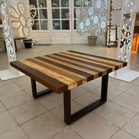 Tavolo 90x99cm in legno massello e ferro