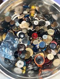 box con bottoni random