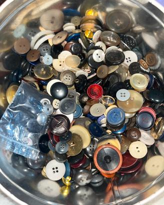 box con bottoni random