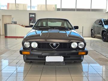 Alfa romeo GTV6 2.5i