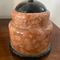 antico vaso  da farmacia in marmo