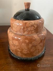 antico vaso  da farmacia in marmo