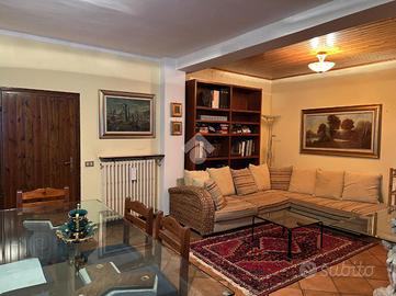 CASA SEMINDIPENDENTE A SARNICO