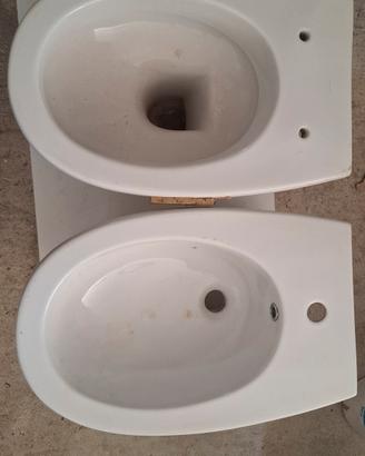 Coppia di sanitari