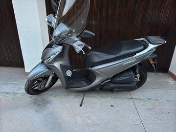 Kymco People S 150