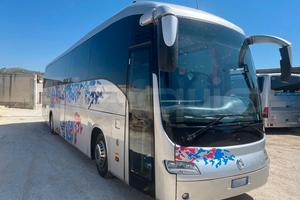 Autobus turistico Iveco 389