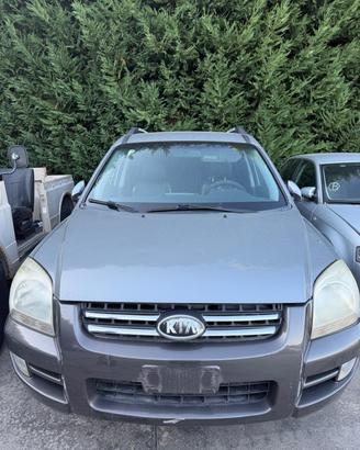 KIA SPORTAGE DEL 2007 PER RICAMBI