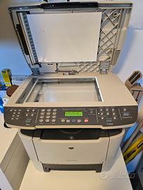 Stampante multifunzione HP Laserjet M2727 