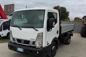 Nissan NT 400 Ribaltabile trilaterale