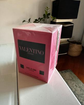 Valentino Donna - Born in Roma Intense