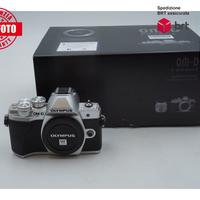 Olympus OM-D E-M10 III