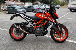 KTM Duke 390 - SOLI 8500 KM