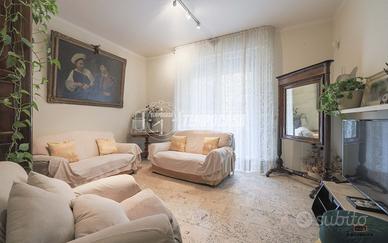 AMPIO 5 lOCALI TERMO AUTONOMO