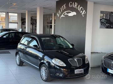 Lancia Ypsilon 1.2 69 CV Argento NEOPATENTATI C.D 