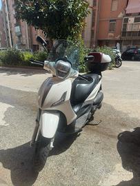 Piaggio Beverly 125 i.e