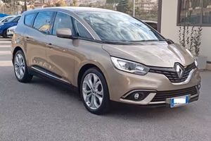 Renault Grand Scenic Blue dCi 120 CV Initiale Pari