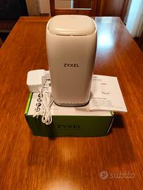 Router 4G LTE-A Zyxel LTE5398-M904 cat. 18
