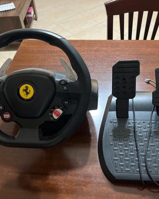 Volante Ferrari Thrustmaster
