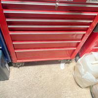 Carrello officina con attrezzi
