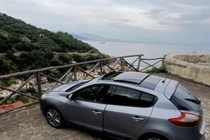 Renault megane 1.5 dci 110 cv .full optional