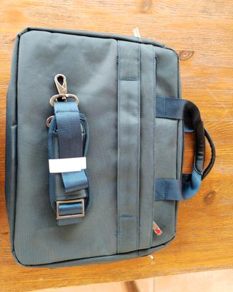 borsa porta computer della Egon furstenberg 