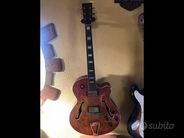 Chitarra semi hollow New York Pro