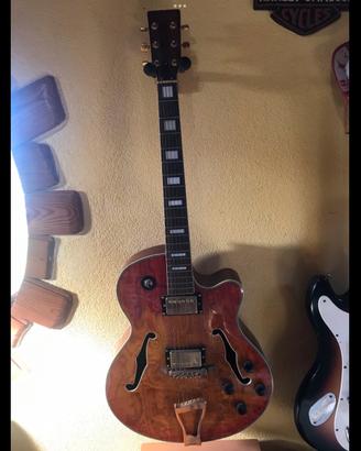 Chitarra semi hollow New York Pro
