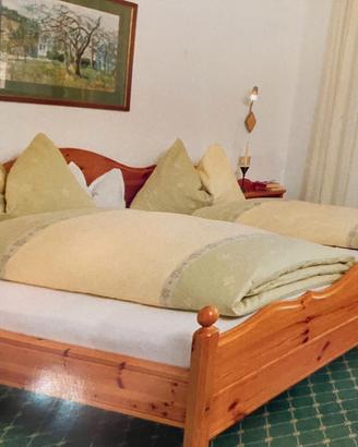 1 letto matrimoniale e 1 letto singolo con comodin