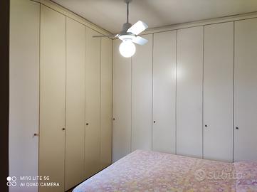 Armadio angolare 11 ante