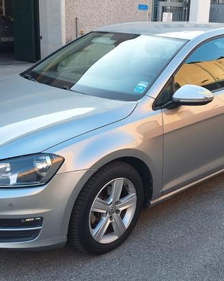 Volkswagen Golf 2.0 TDI 5p. Highline BlueMotion Te