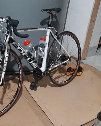 Bici da corsa Focus Izalco Pro (Carbonio)